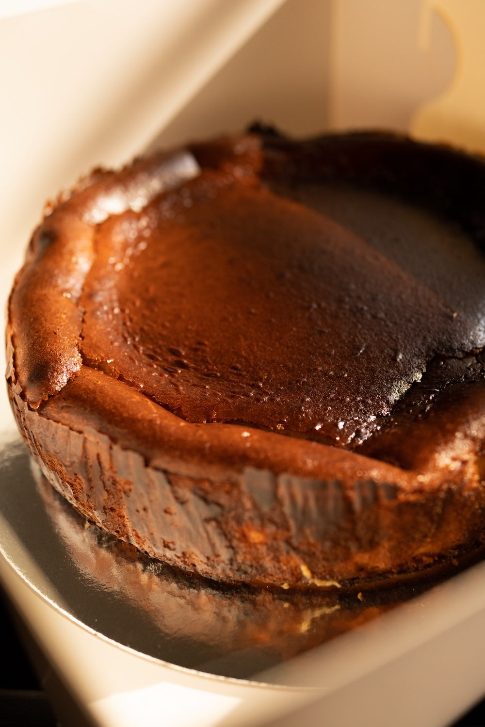 Large Basque Cheesecake
